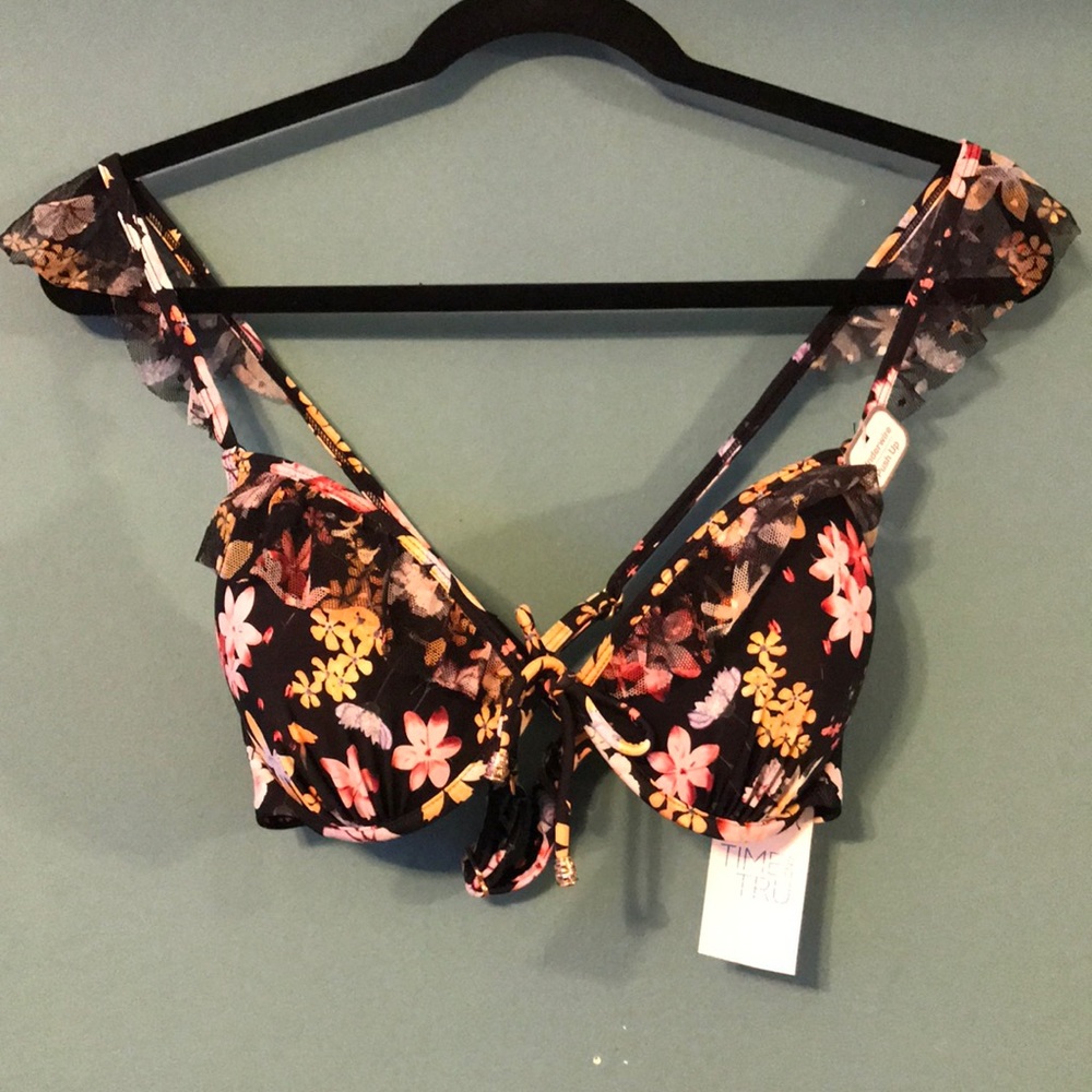 Push-Up Bikini Top NWT $8 Firm